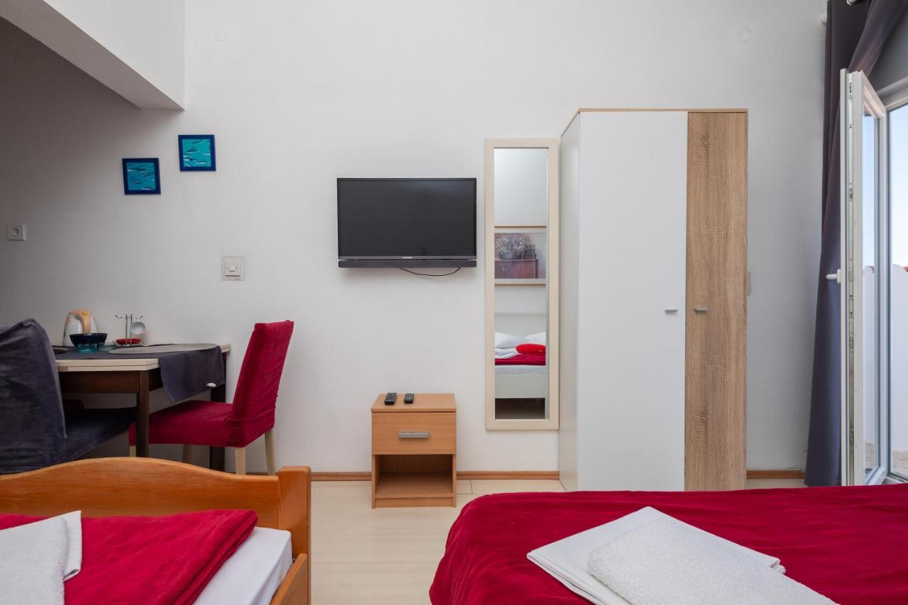 Beach Apartments Borovina Stanici Eksteriør billede