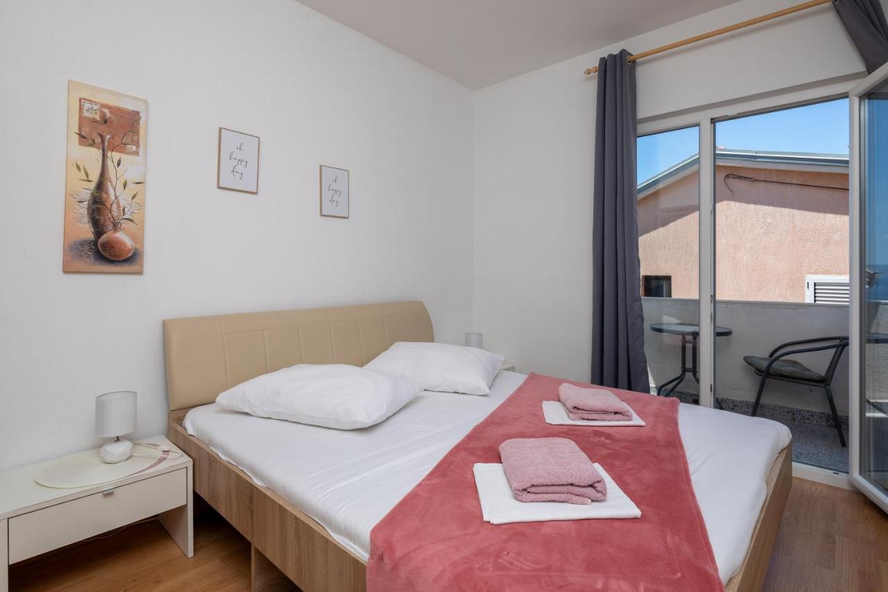 Beach Apartments Borovina Stanici Eksteriør billede
