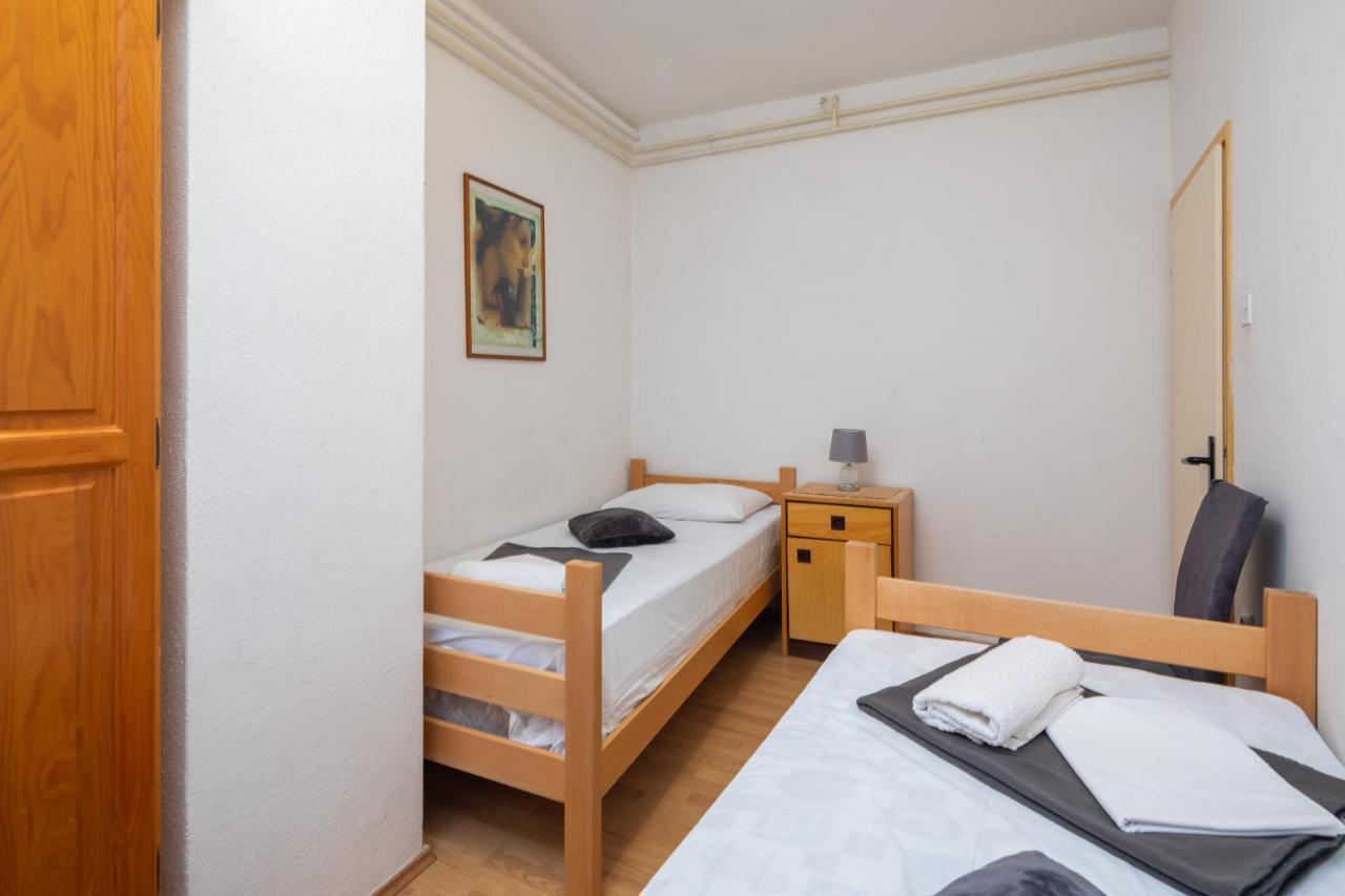 Beach Apartments Borovina Stanici Eksteriør billede