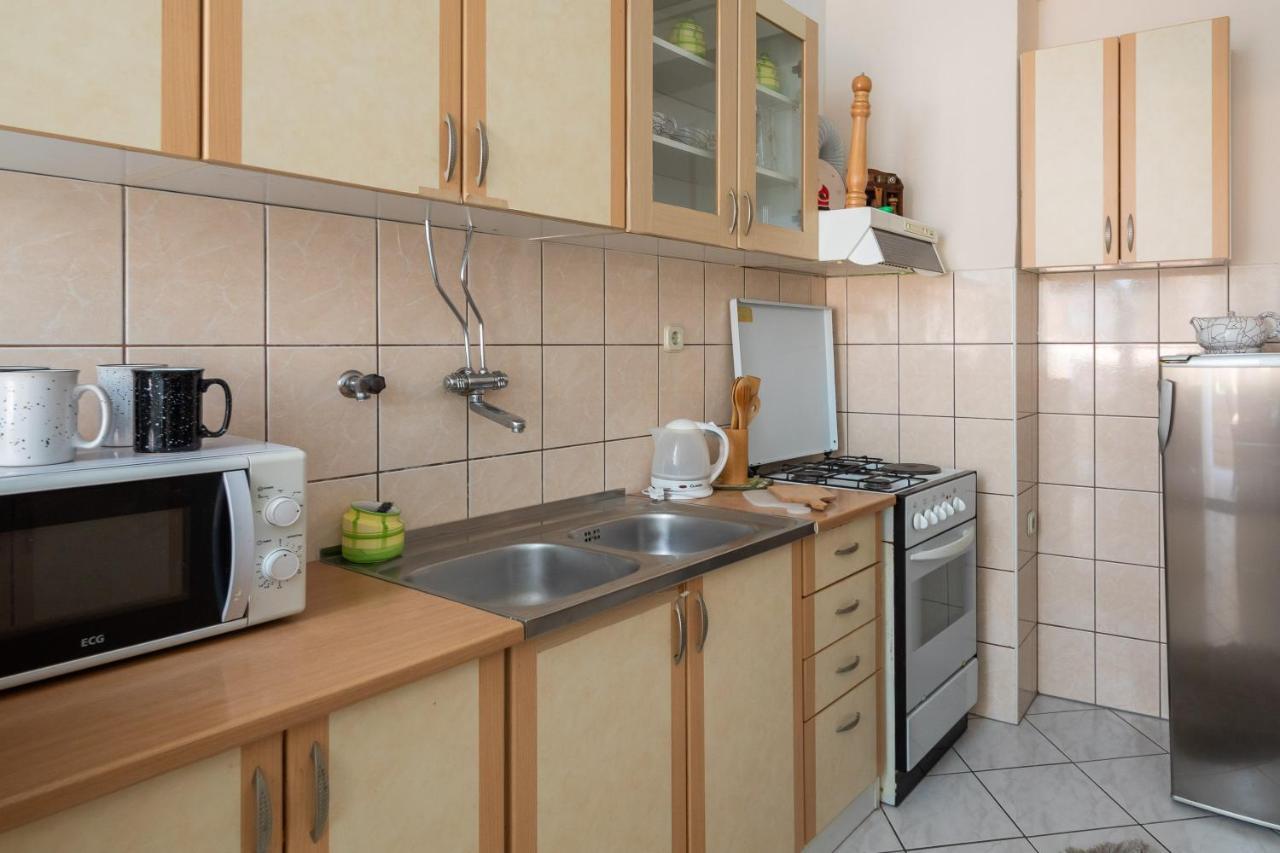 Beach Apartments Borovina Stanici Eksteriør billede